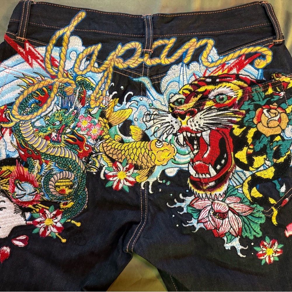 Ed Hardy Japan dark wash denim embroidered 34x34